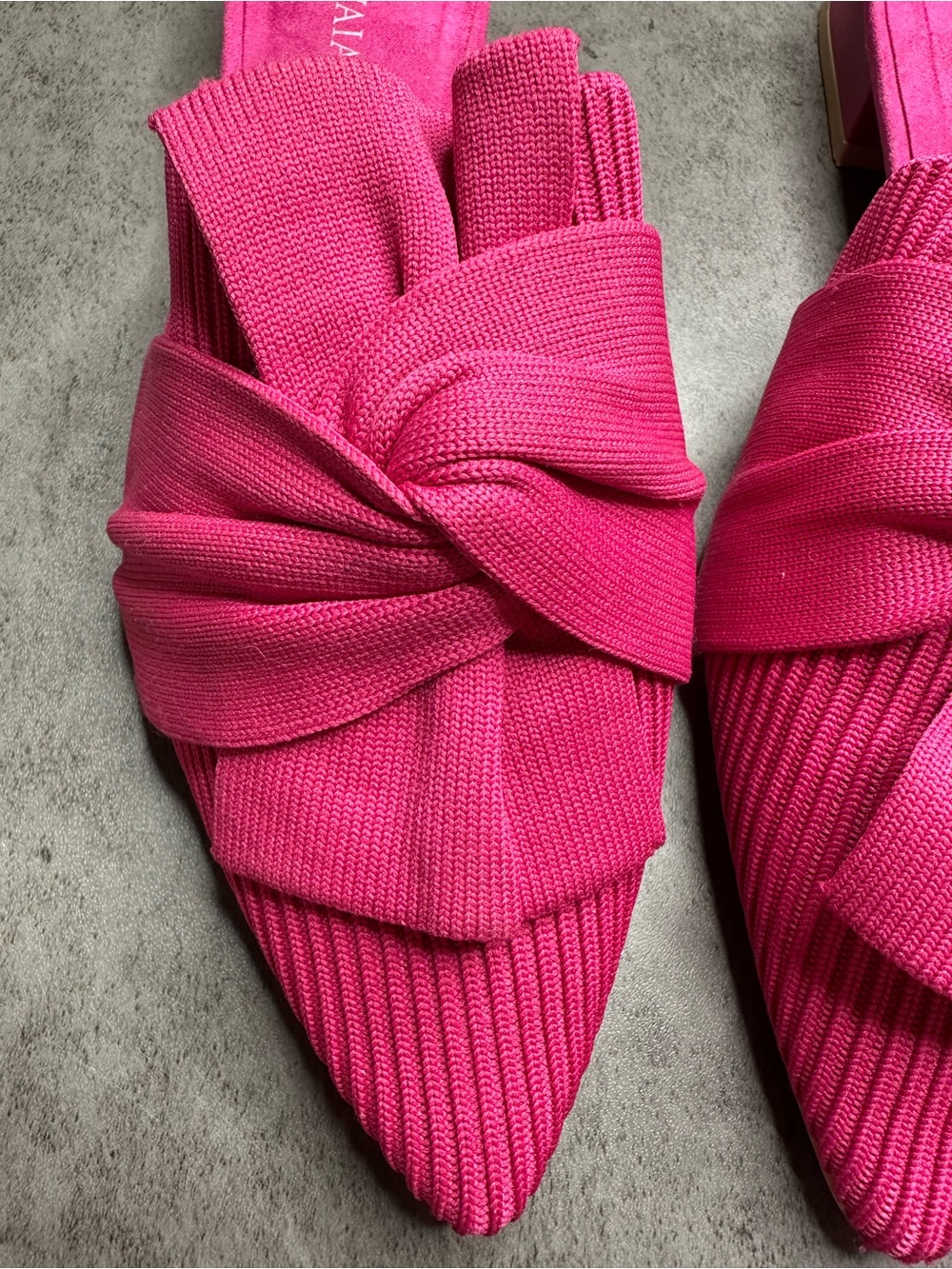 VIVAIA Pink Knit Pointed Toe Knot Mules Size 38 - Picture 2 of 7